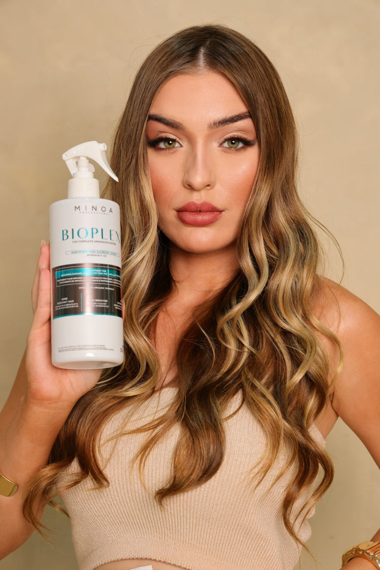 Résultat botox capillaire BIOPLEX - Cheveux lisses brillants et réparés - Avant après traitement professionnel
